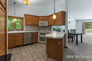 753 Tournament Cir, Muskegon, MI 49444 - Photo 4