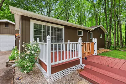 17700 Thornapple Drive, Spring Lake, MI 49456 - Photo 2