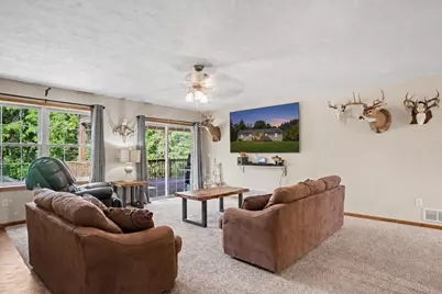 11159 Gravel Ridge Road, Lakeview, MI 48850 - Photo 6