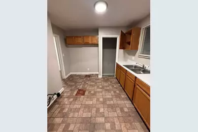 8518 Sussex Street, Detroit, MI 48228 - Photo 6