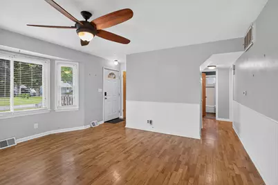1867 S Argus Court, Jackson, MI 49203 - Photo 4