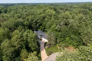 2980 Kellison Dr, Kalamazoo, MI 49009 - Photo 2