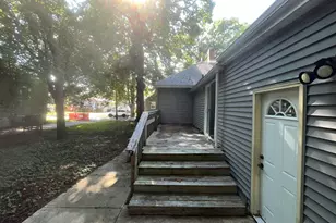 1012 Litchfield St, Bay City, MI 48706 - Photo 10