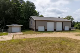 350 3rd St, Plainwell, MI 49080 - Photo 2