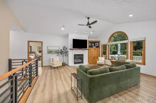 12189 White Pine Dr, Allendale, MI 49401 - Photo 8
