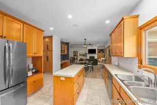 12189 White Pine Dr, Allendale, MI 49401 - Photo 16