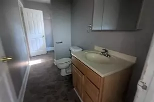 223 Woodlawn Ave, Lansing, MI 48910 - Photo 6