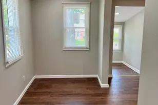 5169 Glenis St, Dearborn Heights, MI 48125 - Photo 6