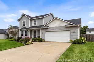 8325 Bennigan Ln, Zeeland, MI 49464 - Photo 2