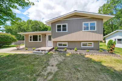 3012 John Glenn Drive, Jackson, MI 49201 - Photo 2