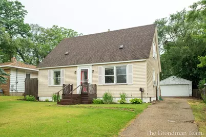 2707 Charlesgate Avenue SW, Wyoming, MI 49509 - Photo 2
