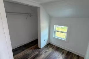 335 S Pleasant St, Watervliet, MI 49098 - Photo 24