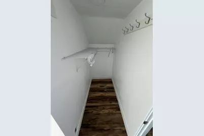335 S Pleasant Street, Watervliet, MI 49098 - Photo 28