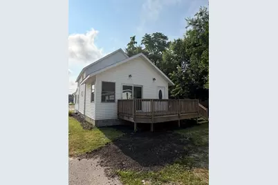 335 S Pleasant Street, Watervliet, MI 49098 - Photo 34
