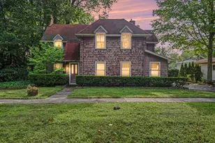 715 East St, Three Rivers, MI 49093 - Photo 2