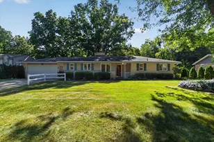 8047 Oak Hill Dr, Kalamazoo, MI 49009 - Photo 1