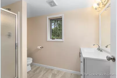 128 Collindale Avenue NW, Grand Rapids, MI 49504 - Photo 28