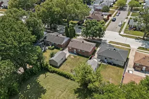 18305 Marquette St, Roseville, MI 48066 - Photo 20