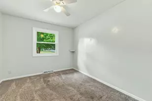1870 Richard St, Jenison, MI 49428 - Photo 16