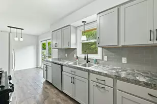 1870 Richard St, Jenison, MI 49428 - Photo 12