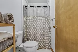 128 Pheasant Run, Battle Creek, MI 49015 - Photo 16