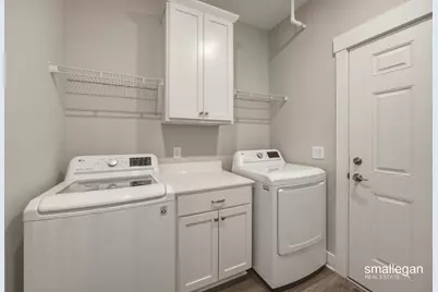 2382 Watertown Way NE, Grand Rapids, MI 49505 - Photo 14