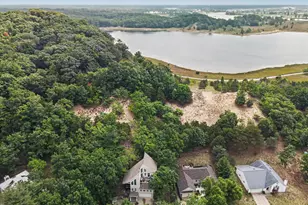18882 Piney Point Dr, Spring Lake, MI 49456 - Photo 46