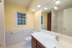 8245 Heritage Dr, Kalamazoo, MI 49009 - Photo 32