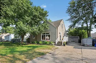 1357 Cornell Rd, Muskegon, MI 49441 - Photo 2