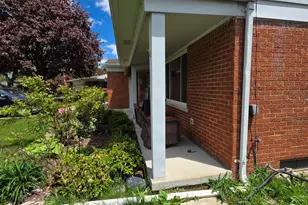 35340 Monza Ct, Sterling Heights, MI 48312 - Photo 40