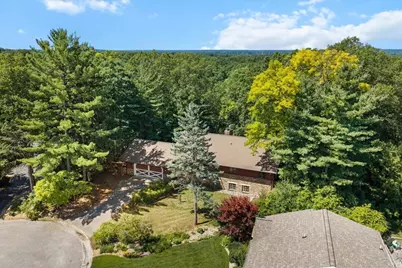 3365 Wildridge Drive NE, Grand Rapids, MI 49525 - Photo 2