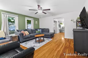 190 Race St, Freeport, MI 49325 - Photo 8