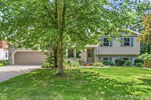 1720 Scott Creek Dr NE, Belmont, MI 49306 - Photo 2