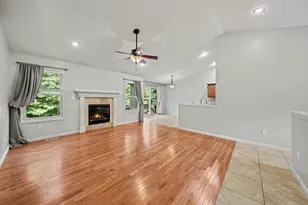 69862 Roy Dr, Edwardsburg, MI 49112 - Photo 8