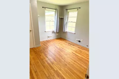 1615 Roger Avenue, Benton Harbor, MI 49022 - Photo 8