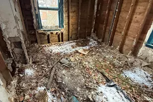 16560 Ward Ave, Detroit, MI 48235 - Photo 10