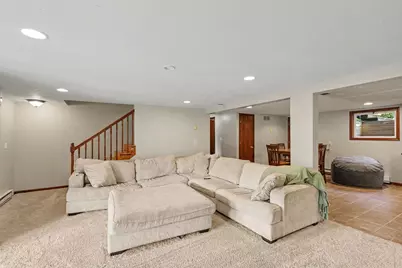 6380 Oak Ridge Drive, Jonesville, MI 49250 - Photo 16