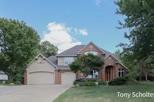 6054 Summerhill Dr, Hudsonville, MI 49426 - Photo 1
