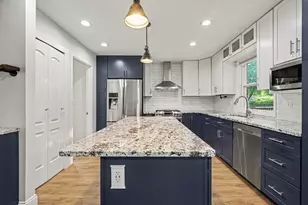 646 Center Dr, Ann Arbor, MI 48103 - Photo 8