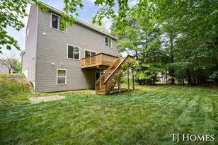 815 Ashlee Dr, Norton Shores, MI 49441 - Photo 34