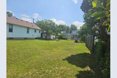 305 Chestnut Avenue, Hazel Park, MI 48030 - Photo 14