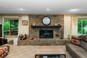 29822 Deer Run, Farmington Hills, MI 48331 - Photo 34