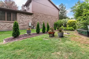 29822 Deer Run, Farmington Hills, MI 48331 - Photo 14