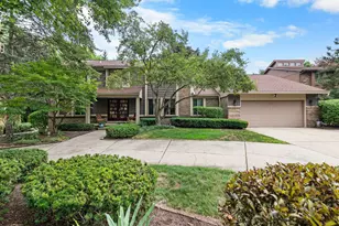 29822 Deer Run, Farmington Hills, MI 48331 - Photo 2