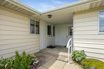 5946 Leisure South Drive SE, Grand Rapids, MI 49548 - Photo 2
