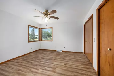 5946 Leisure South Drive SE, Grand Rapids, MI 49548 - Photo 10