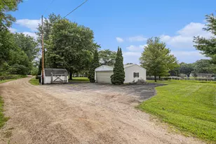 911 Dragon Shores Dr, Coldwater, MI 49036 - Photo 14