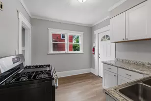 835 Lay Blvd, Kalamazoo, MI 49001 - Photo 8