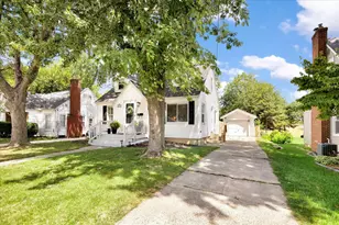 1900 Sylvan Ave SE, Grand Rapids, MI 49506 - Photo 4