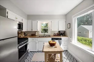 1900 Sylvan Ave SE, Grand Rapids, MI 49506 - Photo 16